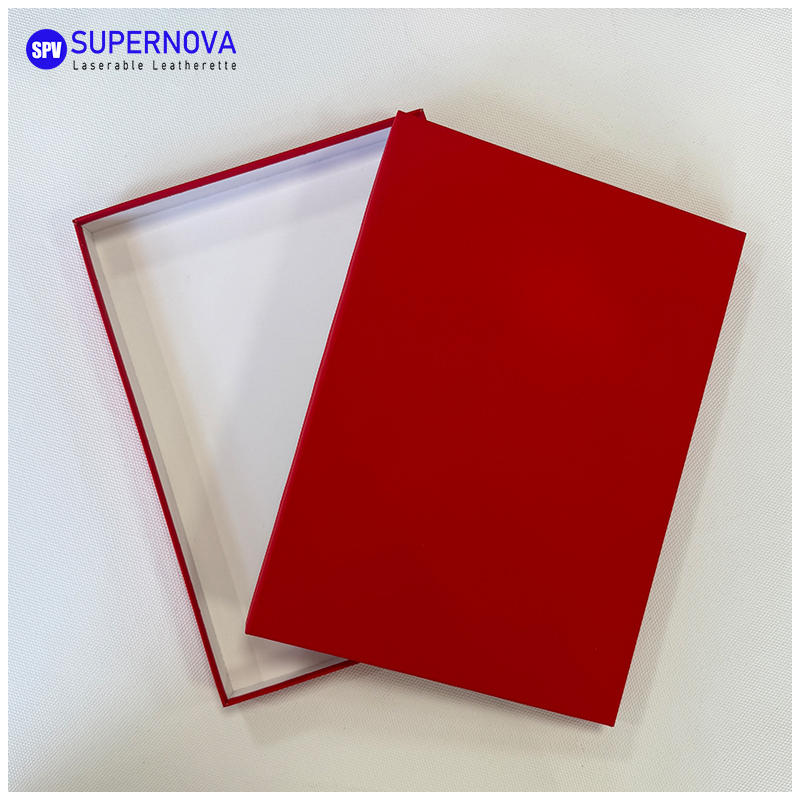 กล่องของขวัญกระดาษคราฟท์สีทองแกะสลักด้วยเลเซอร์