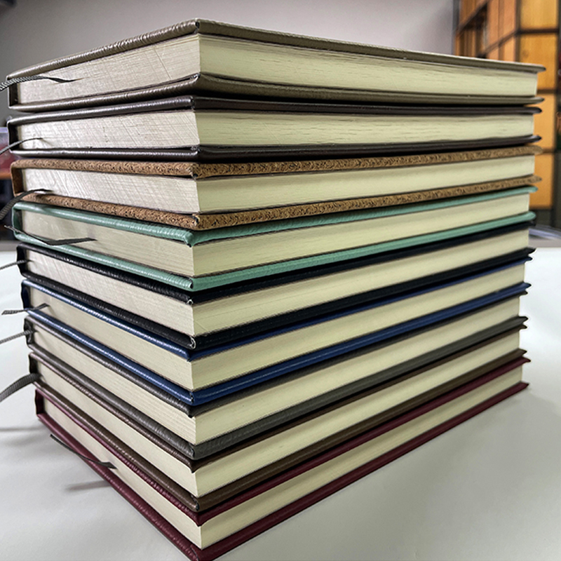 หนังเทียมแบบใช้เลเซอร์ได้ 5 1/4 x 8 1/4 สมุดสเก็ตช์ภาพ หนังเทียมแบบใช้เลเซอร์ได้ 5 1/4 x 8 1/4 สมุดสเก็ตช์ภาพ