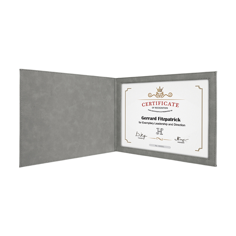 ผู้ถือใบรับรองหนังเทียมแบบใช้เลเซอร์ได้