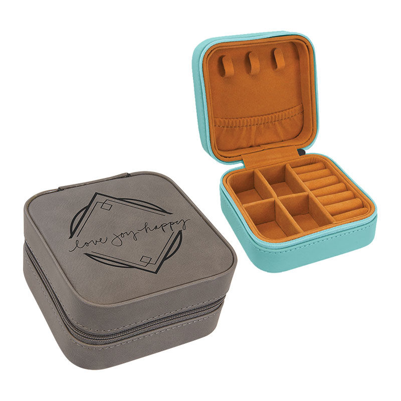 กล่องใส่เครื่องประดับหนังเทียมสำหรับเดินทางแบบ Laserable ขนาด 4 × 4 พร้อมซับในสีแทน